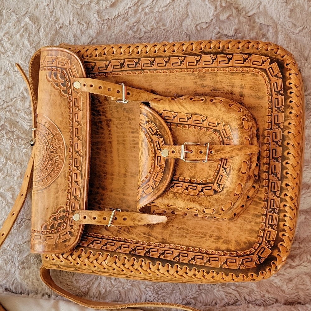 Beautiful Rare Hand Tooled Leather Bag